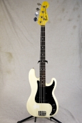     <br>Fender Precision Bass PB-70 Japan