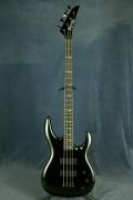     <br>KRAMER Striker 422S Black