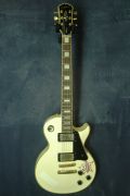   <br>Epiphone LP