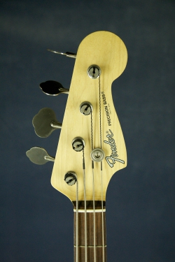 Fender Precision Bass