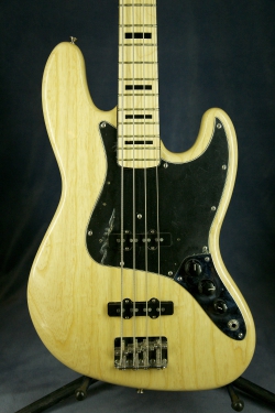 Fender American Vintage '75 Jazz Bass