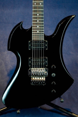 B.C.Rich Moking Bird