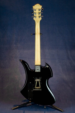 B.C.Rich Moking Bird