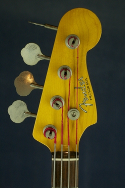 Fender Precision Bass