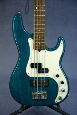 Fender Precision Bass