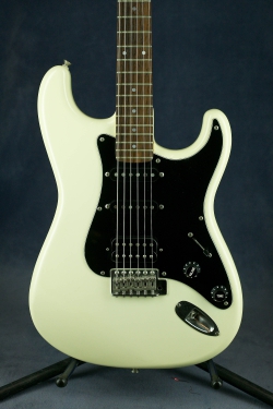 Squier Stratocaster HSS Japan