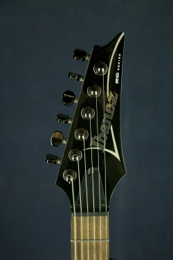 Ibanez RG421