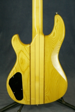 ARIA PRO II Tri Sound Bass TSB-650