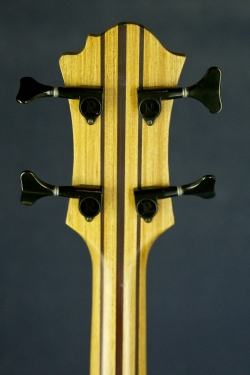 B.C.Rich Mockingbird Bass MB-857