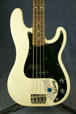 Fender PB-71 Precision Bass (White)