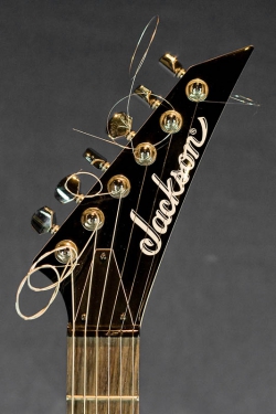 Jackson V-std