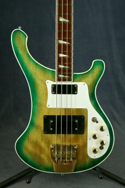 Rickenbacker Bass (replica)