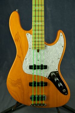 Bacchus Hand Made Jazz Bass Ash