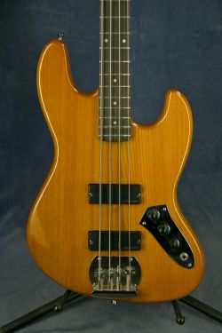 RS by Trakhmann Jazz Bass 