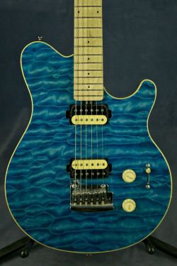 Sterling by Music Man S.U.B. AX3 