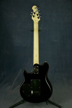 Sterling by Music Man S.U.B. AX3 