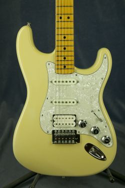 Tokai Silver Star Strat HSS