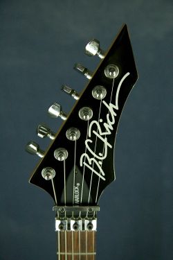 B.C.Rich Warlock