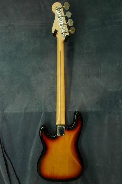 Fender Precision Bass