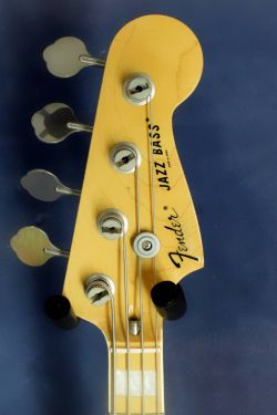 Fender jazz bass