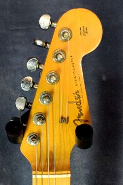 Fender Stratocaster