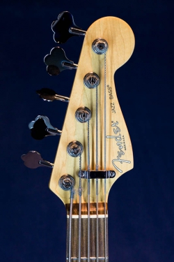 Fender AM Deluxe Jazz Bass-5