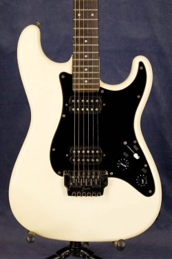 Fender ST-555 Japan