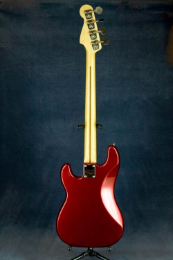 Fender PB-62 Red