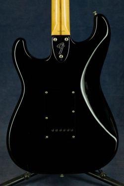 Fender ST-72 Blk (Japan)