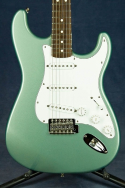 Fender STD Strat(Green Mist) made in Mexico