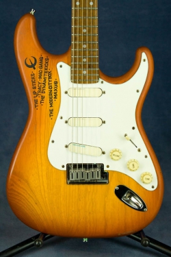 Fender ST-115 (Japan)