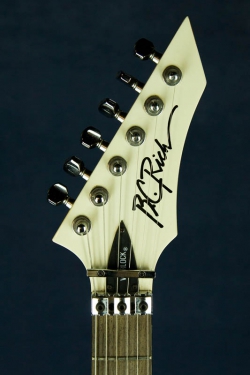 B.C.Rich Warlock Wh