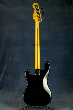 Fender PB-57 Black