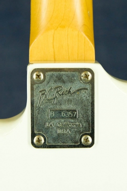 B.C.Rich Moking Bird (White)