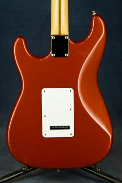 Fender Std Strat (CAR)