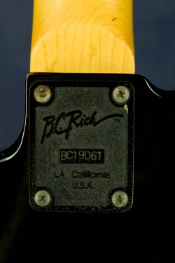 B.C.Rich Ironbird Bk