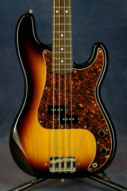 Fender PB-62 (3TS)