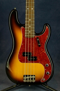 Fender PB-62 (3TS)