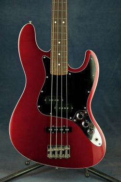 Fender AJB (Red)