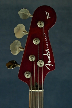 Fender AJB (Red)