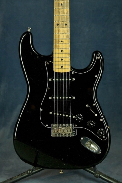 Squier Stratocaster SST-33