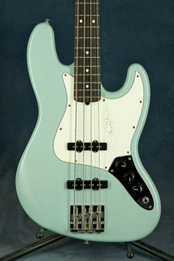 Fender Highway-1 Jazz Bass RW