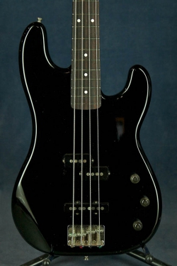 SQUIER contemporary PJ bass