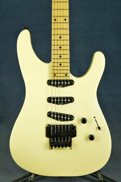 Robin Strat Japan