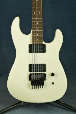 B.C.Rich Gunslinger White