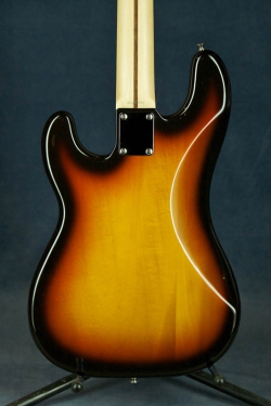 Fender PB-62 (3TS)