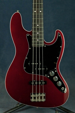 Fender AJB (Red)