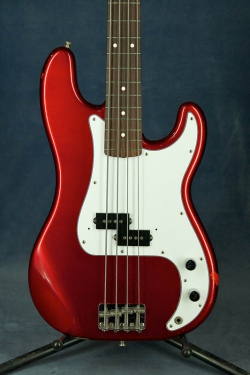 Fender Precision Bass PB-62 (Red)