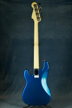 Fender Precision Bass PB-62 (Blue)