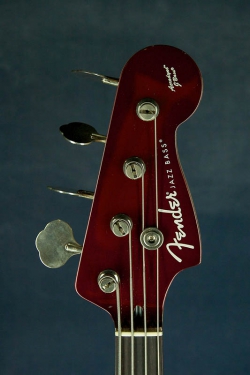 Fender AJB (Red)